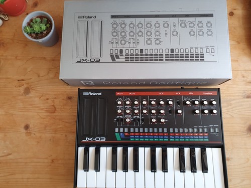 Roland boutique - jx-03,