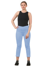 Women’s Comfort-Fit Capri