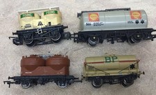 Hornby Mainline OO Gauge Chemical Tanker Car Wagons BP Shell x4 Rolling Stock