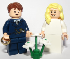 LEGO Bride Blonde Hair & Groom