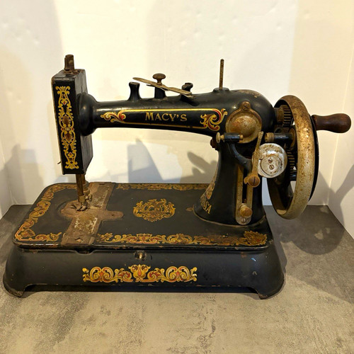 Antique macy hand crank - antique,