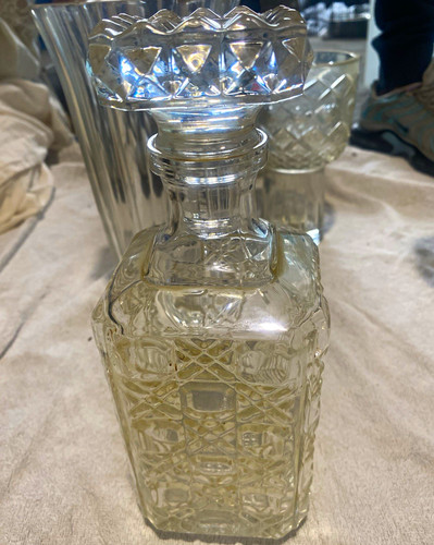 Clear pressed glass - glass, square