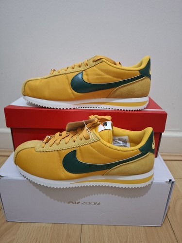 New nike cortez - new,