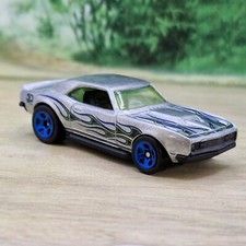 Hot Wheels '68 Copo Camaro Diecast Model Car 1/64 (60) Excellent Condition