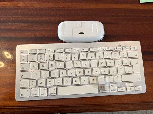Wireless bluetooth keyboard - bluetooth,