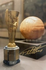ENGLAND 1966 WORLD CUP SIGNED