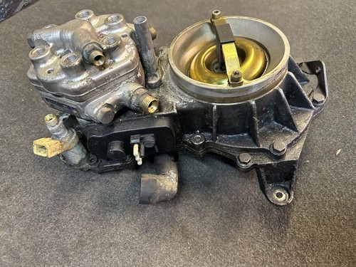 Mercedes fuel distributor - mercedes,