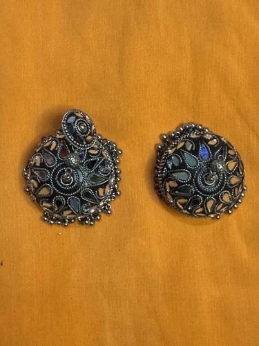Oxidized silver jhumka - silver,