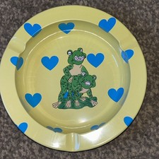 Metal Ashtray Round Novelty