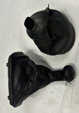 PORSCHE 944 5 SPEED LEATHER GEAR KNOB & GATOR OVAL DASH USED ￼