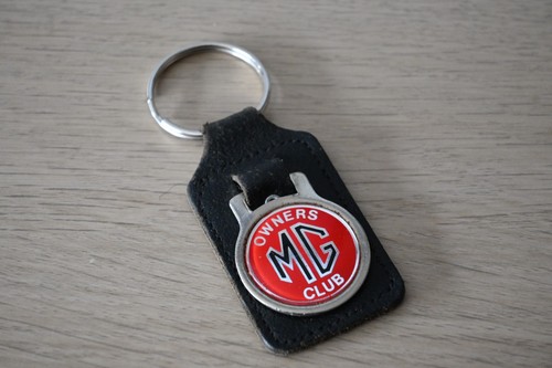 Owners club vintage keyring - mg,