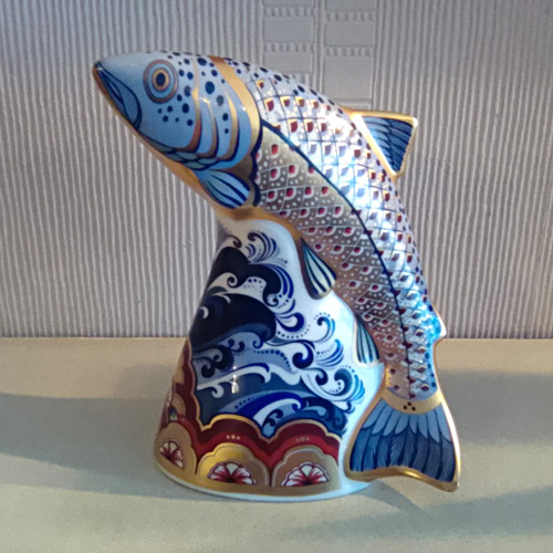 Royal crown derby leaping - crown,