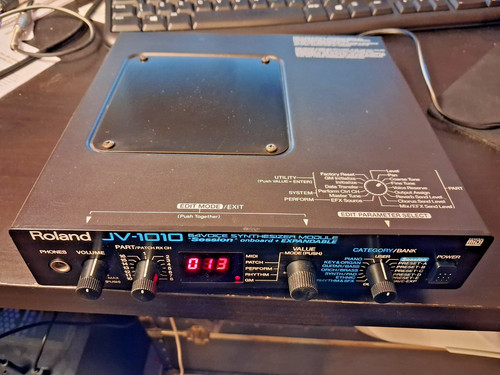 Roland 1010 sound module - jv-1010,