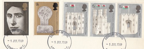 Prince charles investiture - investiture, gb