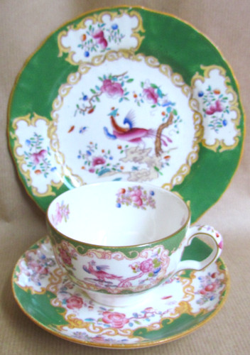 Mintons green cockatrice - cockatrice, trio