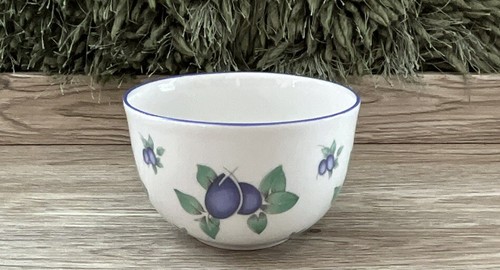 Royal doulton blueberry bone - doulton,
