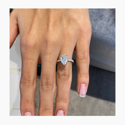 Diamond women ring vs1 pear - ring,