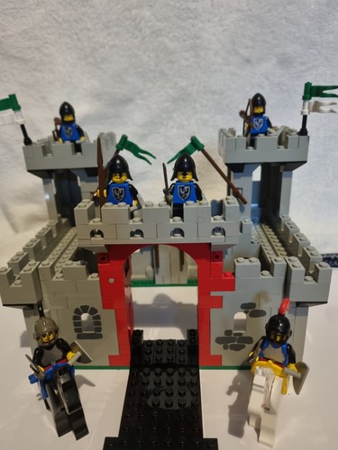 Lego black falcon - lego,