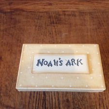 ZH8: Wooden Noah's Ark with