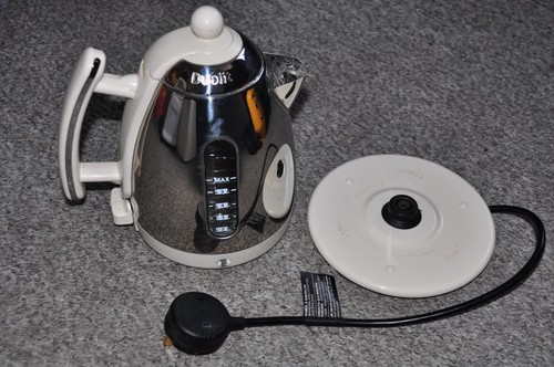 Dualit jkt33a cordless kettle - jkt33a,