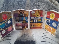 The Hive Buzzbees Family Hive Toy Bee Figures And Playset