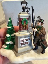 DEPT. 56 Heritage Collection YE OLDE LAMPLIGHTER Dicken's Village Sign #58393