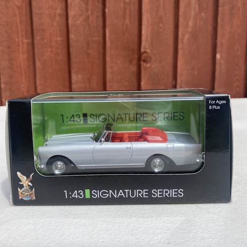 Road signature scale - road,