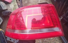 VOLKSWAGEN Passat B7 REAR TAIL