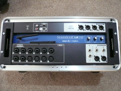 Soundcraft rackmounted - ui,