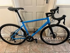 Triban RC 500 Disc Road Bike
