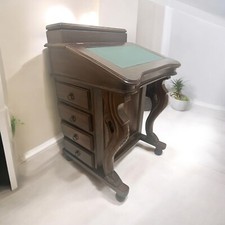 Vintage Davenport Captains