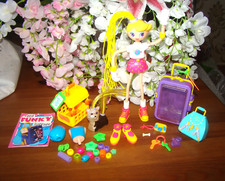 Betty Spaghetty Vintage doll around the world travel set