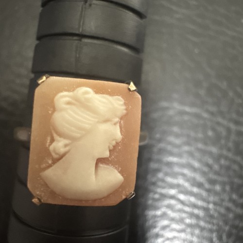9ct gold cameo - gold,