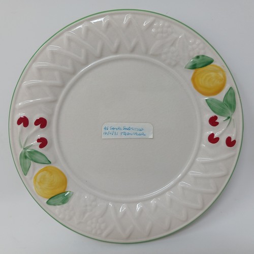 Vintage wade fruit - basket, side