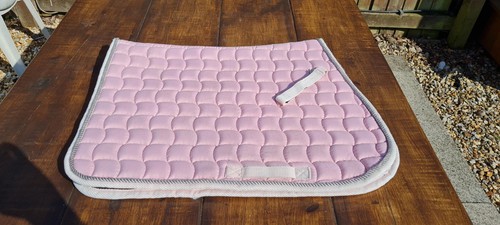 Equestrian horze pink numnah - equestrian,
