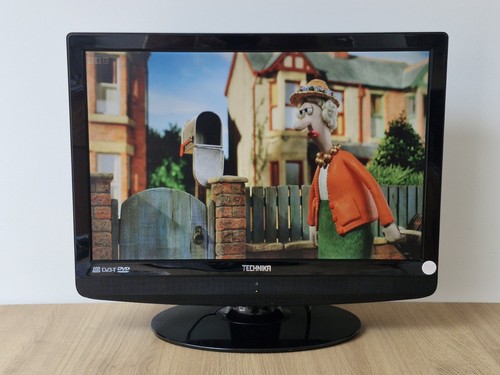 Technika lcd freeview - 22", tv