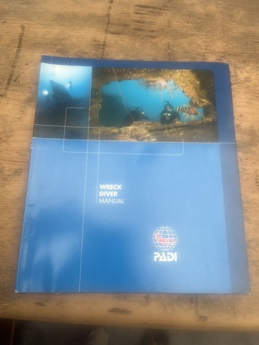 Padi wreck diver - wreck,