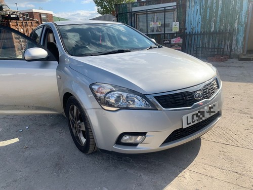 Kia ceed 2011 - kia, 2