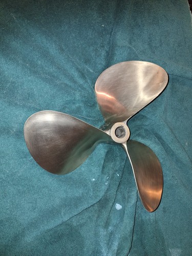 Brass boat motor propeller - ,