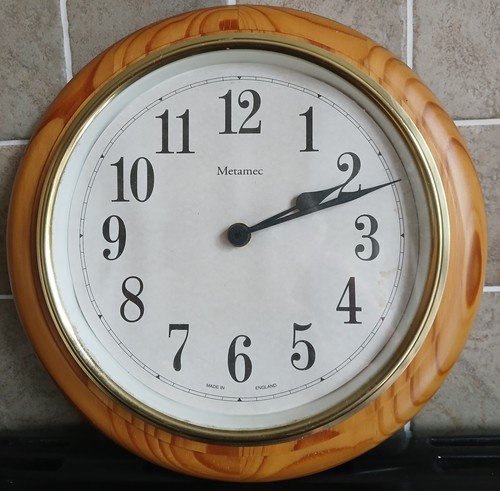 Metamec pine wall clock 27cm - metamec,