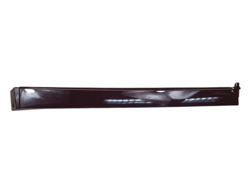 Right trim strip sliding door - trim,