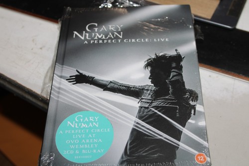 Gary numan perfect circle - a,