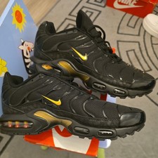 NIKE AIR MAX PLUS TN Black