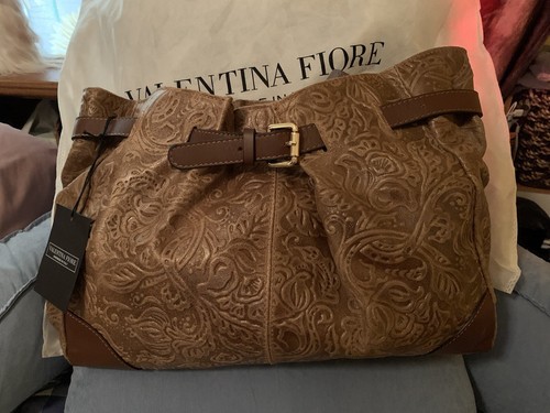 Pretty leather handbag - leather, by