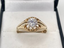 9ct Gold Hallmarked Cubic