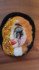 NEEDLE FELTED BROOCH inspired by Gustav Klimts Golden Tears