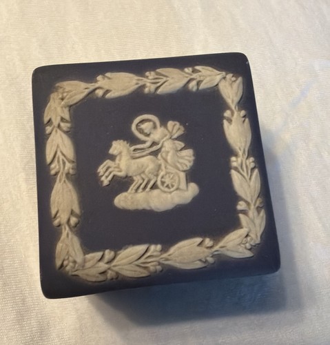 Vtg wedgwood black - black, jasperware