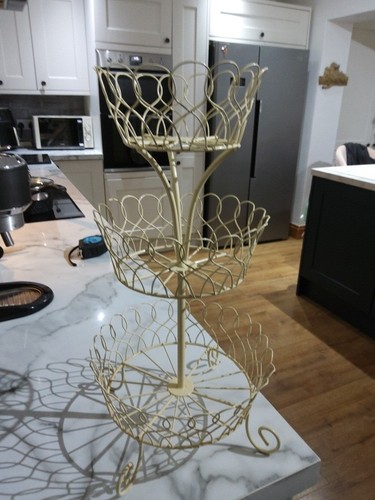 Vintage cream tier wire - vintage, 3