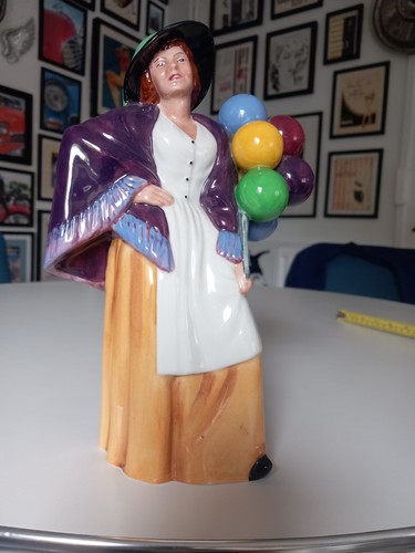 Royal doulton hand painted - doulton,