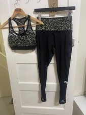 Victoria secret leggings and sports bra set black and Camo size M/S